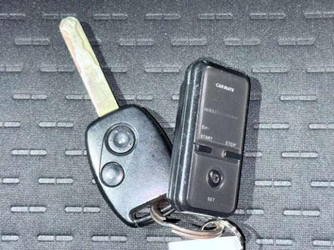 フリードスパイク1.5 G エアロ 4WD　下廻防錆ドラレコTVナビBカメエンスタETC 1500