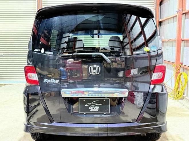 フリードスパイク1.5 G エアロ 4WD　下廻防錆ドラレコTVナビBカメエンスタETC 1500