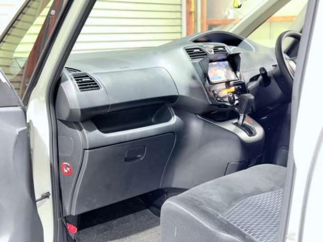 セレナ2.0 20X 4WD　下廻防錆DレコTVナビエンスタETC 2000