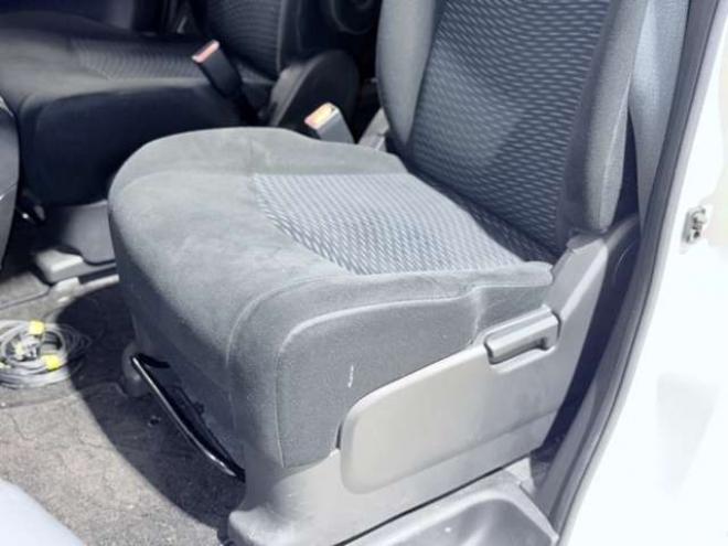 セレナ2.0 20X 4WD　下廻防錆DレコTVナビエンスタETC 2000