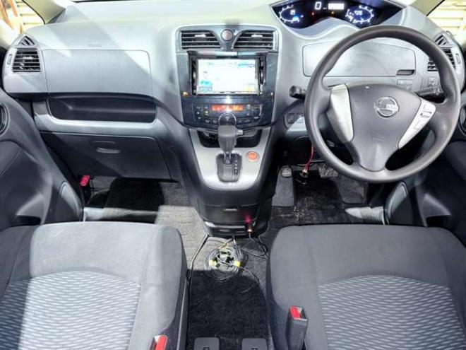 セレナ2.0 20X 4WD　下廻防錆DレコTVナビエンスタETC 2000