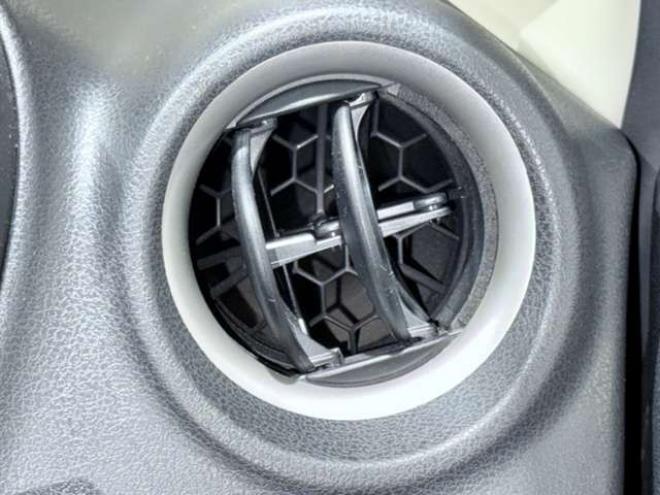 ノート1.2 X FOUR 4WD　下廻防錆TVナビBカメエンスタ 1200