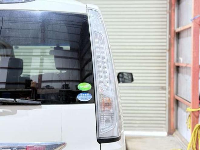 セレナ2.0 20X Vセレクション+Safety 4WD　下廻防錆TVナビBカメエンスタETC 2000