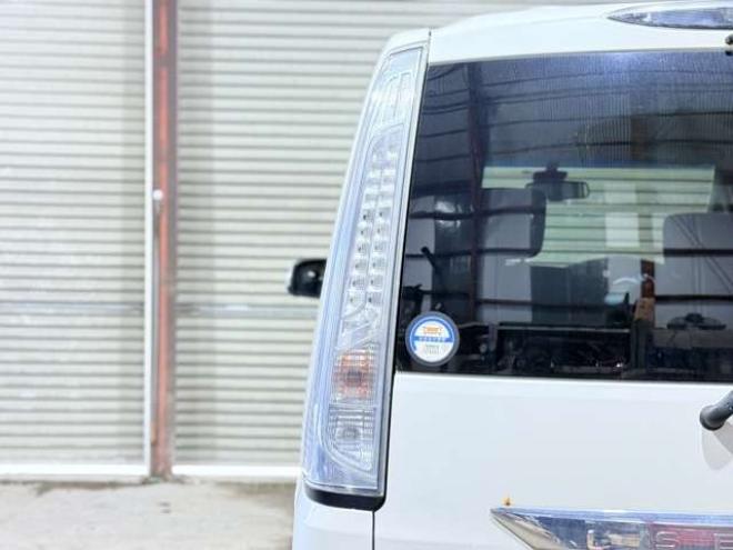 セレナ2.0 20X Vセレクション+Safety 4WD　下廻防錆TVナビBカメエンスタETC 2000