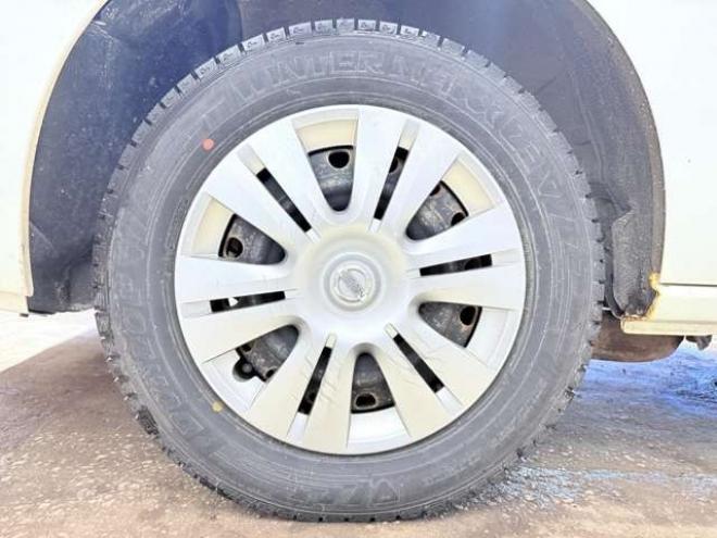 セレナ2.0 20X Vセレクション+Safety 4WD　下廻防錆TVナビBカメエンスタETC 2000