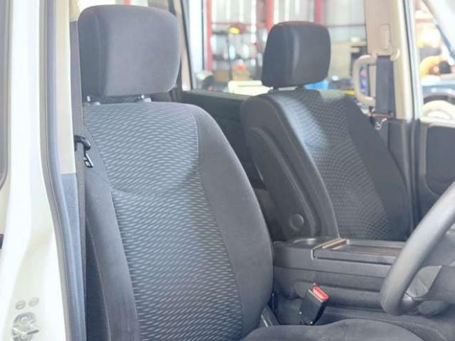 セレナ2.0 20X Vセレクション+Safety 4WD　下廻防錆TVナビBカメエンスタETC 2000