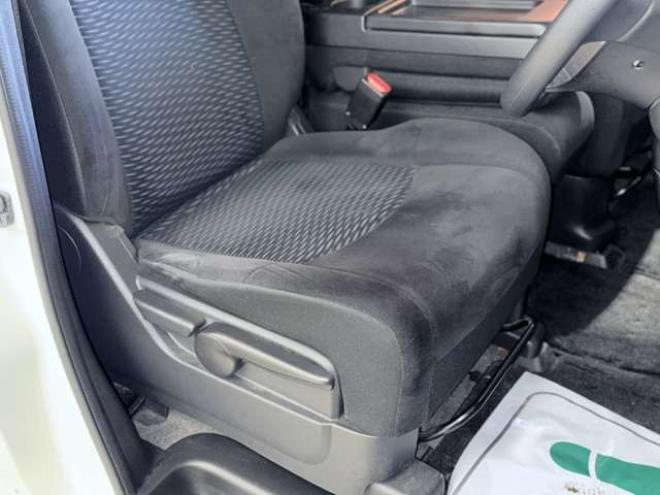 セレナ2.0 20X Vセレクション+Safety 4WD　下廻防錆TVナビBカメエンスタETC 2000