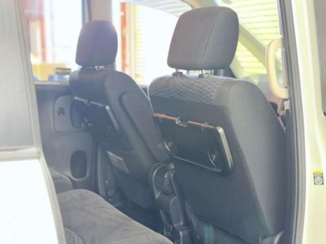 セレナ2.0 20X Vセレクション+Safety 4WD　下廻防錆TVナビBカメエンスタETC 2000
