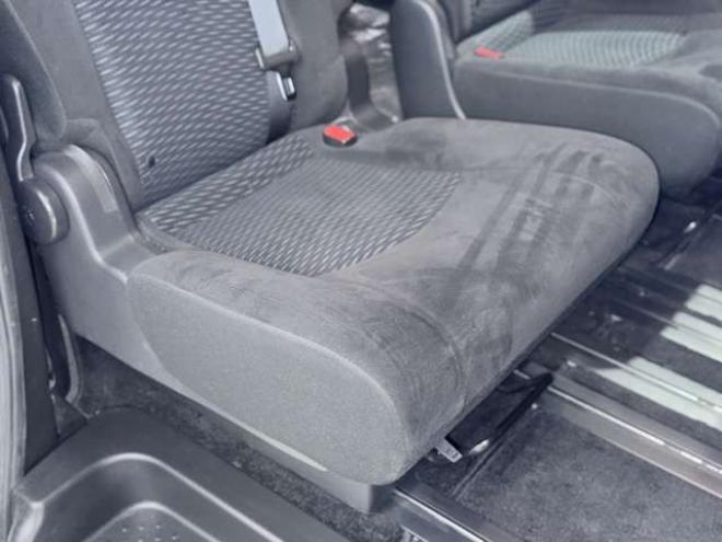 セレナ2.0 20X Vセレクション+Safety 4WD　下廻防錆TVナビBカメエンスタETC 2000