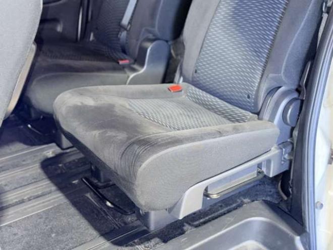 セレナ2.0 20X Vセレクション+Safety 4WD　下廻防錆TVナビBカメエンスタETC 2000