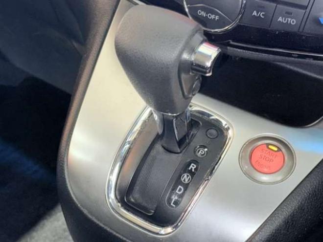 セレナ2.0 20X Vセレクション+Safety 4WD　下廻防錆TVナビBカメエンスタETC 2000