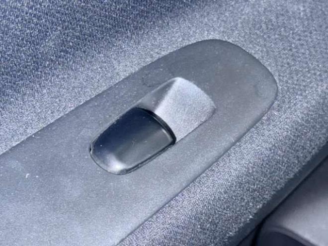 セレナ2.0 20X Vセレクション+Safety 4WD　下廻防錆TVナビBカメエンスタETC 2000