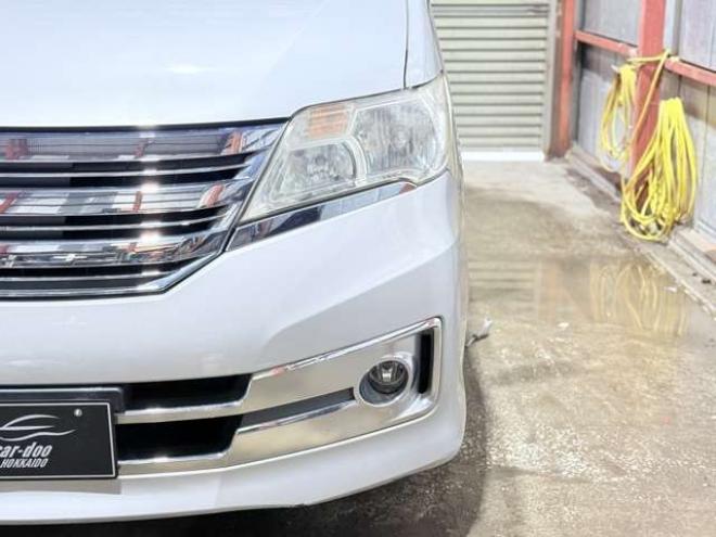 セレナ2.0 ライダー Jパッケージ 4WD　下廻防錆TVナビ後席モニターETC 2000