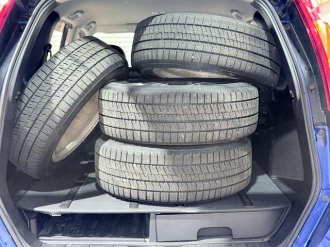 エクストレイル2.0 20S 4WD　下廻防錆DPオーディオBカメETC夏冬タイヤ 2000