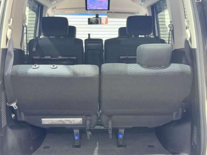 セレナ2.0 20X 4WD　下廻防錆TVナビBカメETCエンスタ 2000