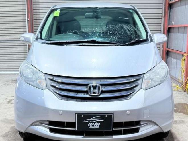 フリード1.5 G 4WD　下廻防錆TVナビBカメETC 1500
