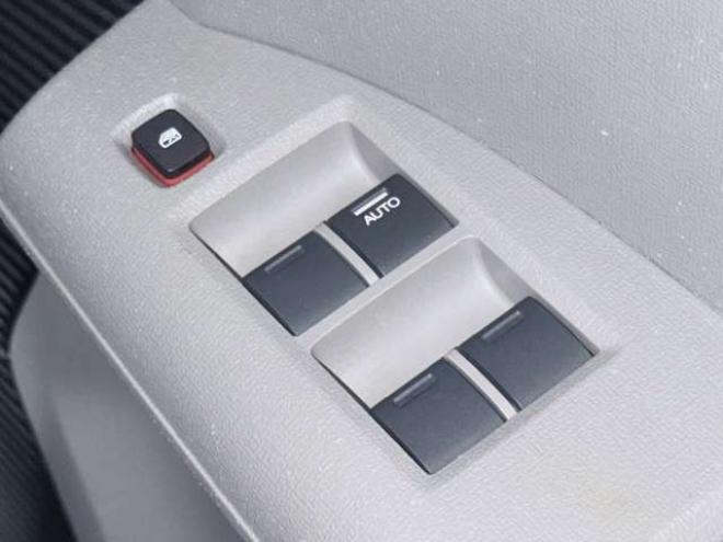 フリード1.5 G 4WD　下廻防錆TVナビBカメETC 1500
