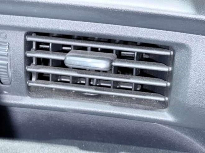 フリード1.5 G 4WD　下廻防錆TVナビBカメETC 1500