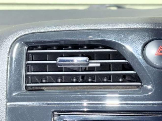 セレナ2.0 ハイウェイスター 4WD　下廻防錆TVナビ後席モニタETC 2000