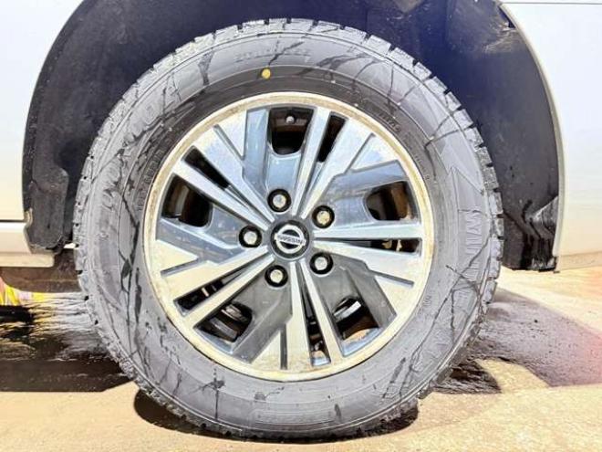 セレナ2.0 20S 4WD　下廻防錆TVナビBカメ 2000