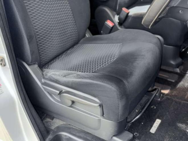 セレナ2.0 20S 4WD　下廻防錆TVナビBカメ 2000