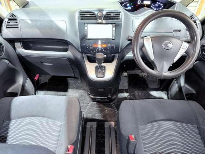 セレナ2.0 20S 4WD　下廻防錆TVナビBカメ 2000