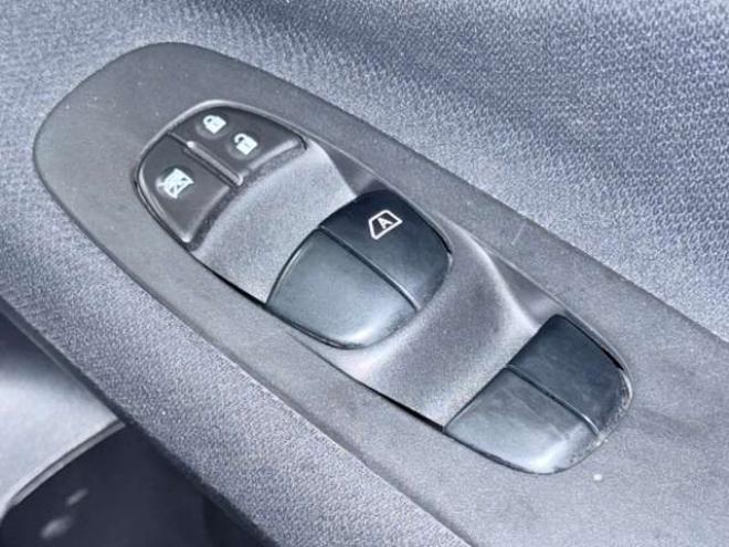 セレナ2.0 20S 4WD　下廻防錆TVナビBカメ 2000