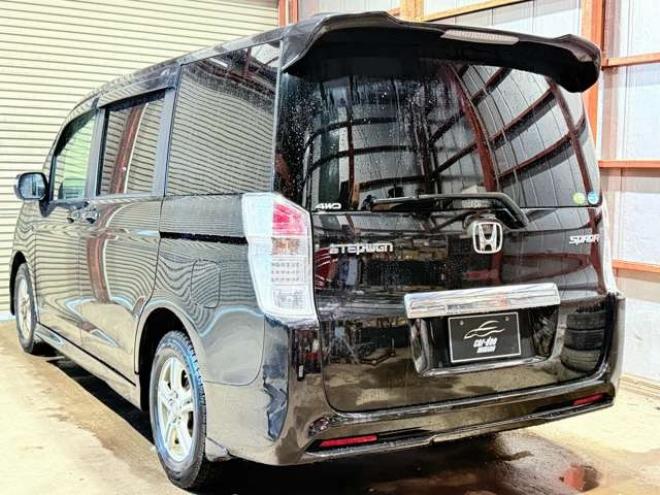 ステップワゴン2.0 スパーダ S 4WD　下廻防錆ナビBカメETC 2000