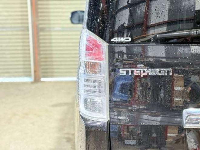 ステップワゴン2.0 スパーダ S 4WD　下廻防錆ナビBカメETC 2000