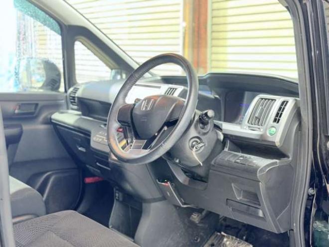 ステップワゴン2.0 スパーダ S 4WD　下廻防錆ナビBカメETC 2000