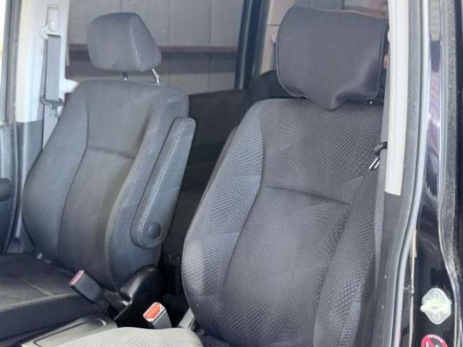 ステップワゴン2.0 スパーダ S 4WD　下廻防錆ナビBカメETC 2000