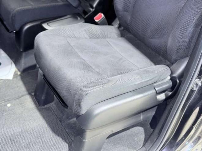 ステップワゴン2.0 スパーダ S 4WD　下廻防錆ナビBカメETC 2000