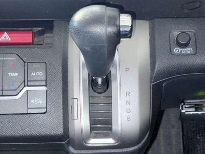 ステップワゴン2.0 スパーダ S 4WD　下廻防錆ナビBカメETC 2000