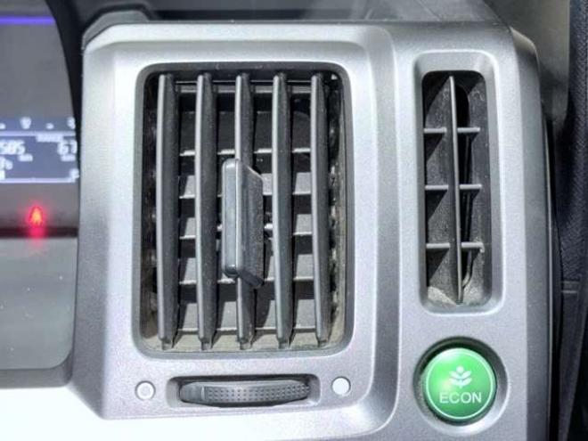 ステップワゴン2.0 スパーダ S 4WD　下廻防錆ナビBカメETC 2000