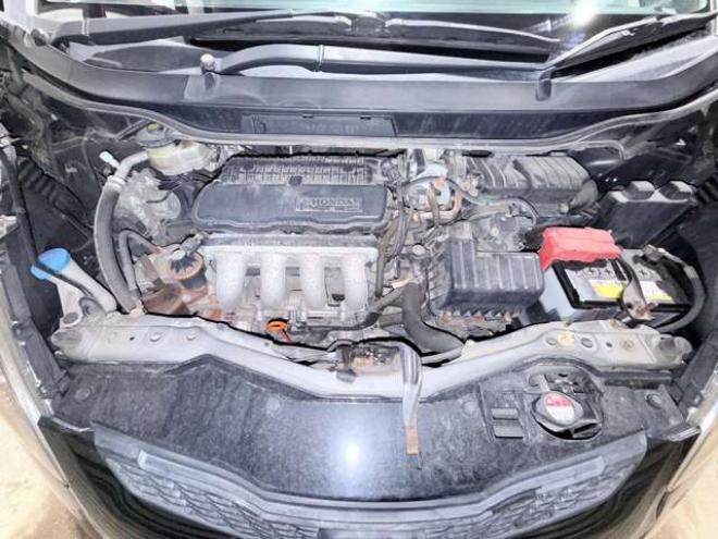 フィット1.3 G 4WD　下廻防錆1オナキーレスCD 1300