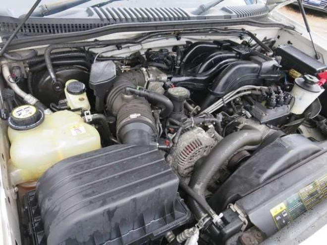 フォードエクスプローラー XLT 4WD　 正規輸入車 4000
