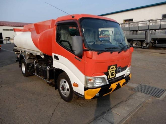 デュトロタンクローリー　TKG-XZU685M 東邦　 4WD 4000