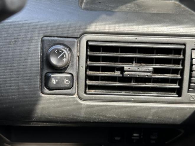 エクストレイル 4WD 2000 5Dr