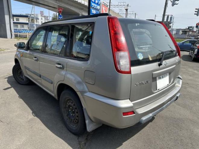 エクストレイル 4WD 2000 5Dr