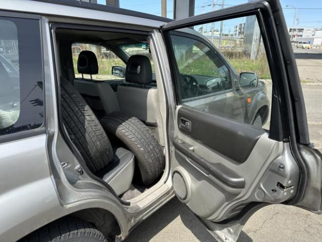 エクストレイル 4WD 2000 5Dr