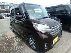 デイズルークス　ハイウェイスターX Gパッケージ 4WD　ナビテレビBカメラ夏冬タイヤアルミ 660