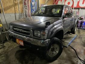 ハイラックス　スポーツピックアップ 2.4 エクストラキャブ ワイドボディ ディーゼルターボ 4WD　検7年12月市内コ・ミ・コ・ミ 2400