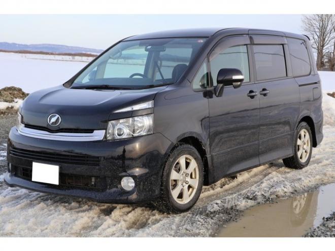 ヴォクシー2.0 ZS 4WD　検2年　自社　ローンカノウ 2000