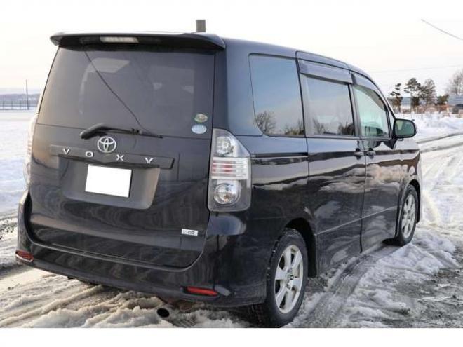 ヴォクシー2.0 ZS 4WD　検2年　自社　ローンカノウ 2000