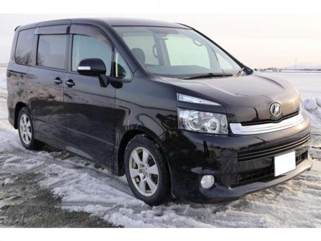ヴォクシー2.0 ZS 4WD　検2年　自社　ローンカノウ 2000