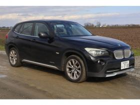 BMW　X1 xドライブ 25i 4WD　検R8/7 正規輸入車 3000