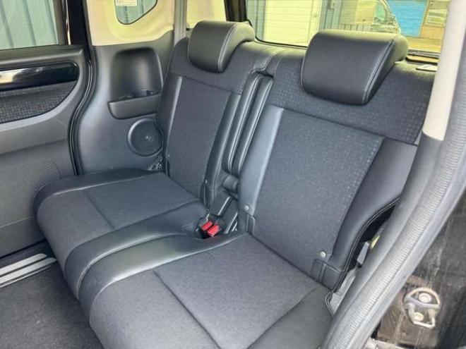 N-BOXG ターボLパッケージ 4WD　ナビ　TV　Bカメラ　Pスライド 660