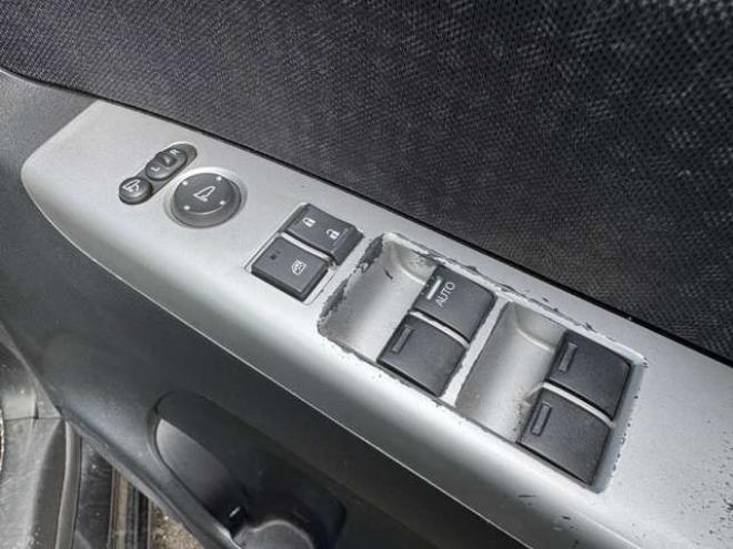 N-BOXG ターボLパッケージ 4WD　ナビ　TV　Bカメラ　Pスライド 660