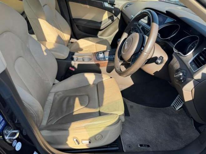 アウディA5スポーツバック 2.0 TFSI クワトロ 4WD　ナビ　TV　Bカメラ　Bluetooth　本革シート 正規輸入車 2000