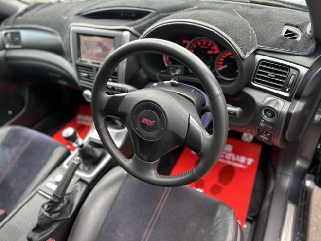 インプレッサハッチバックSTI 2.0 WRX 4WD　車高調/公認ロアアーム/社外ナビ/純正AW 2000